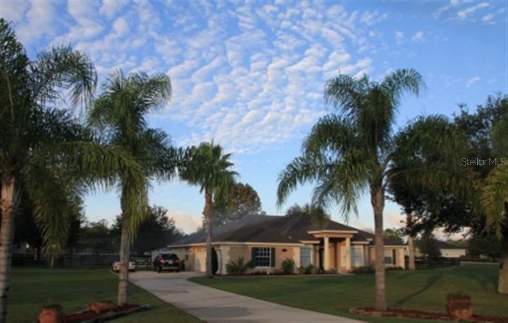 24705 Derby Dr., Sorrento, FL 32776