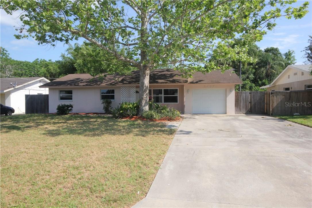 2437 Arapaho St., Sarasota, FL 34231