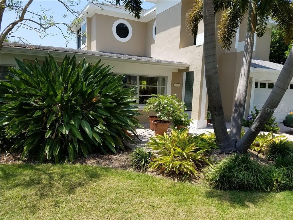 635 Marbury Ln., Longboat Key, FL 34228