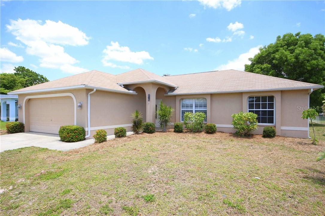 607 SE 8th Pl., Cape Coral, FL 33990