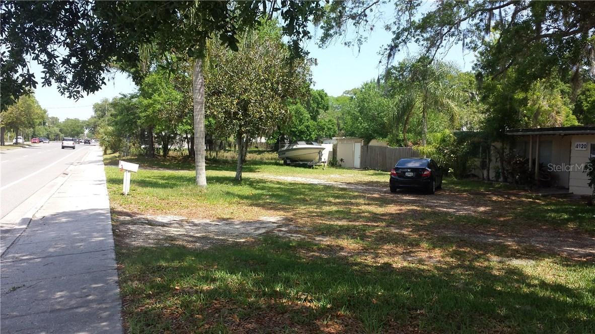 4920 N Lockwood Ridge Rd., Sarasota, FL 34234