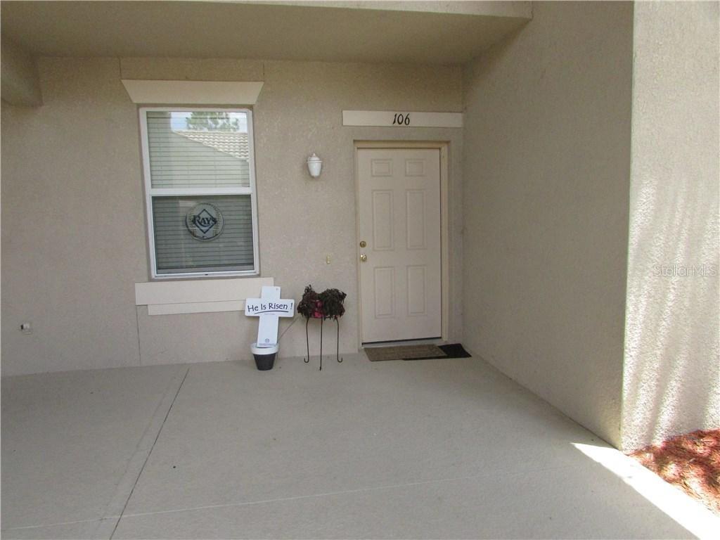819 Fairwaycove Ln. #106, Bradenton, FL 34212