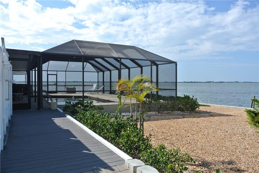 3611 Coconut Ter., Bradenton, FL 34210