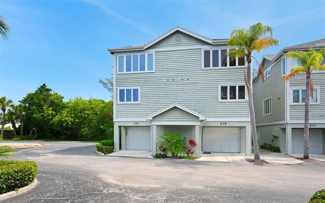 539 Forest Way, Longboat Key, FL 34228
