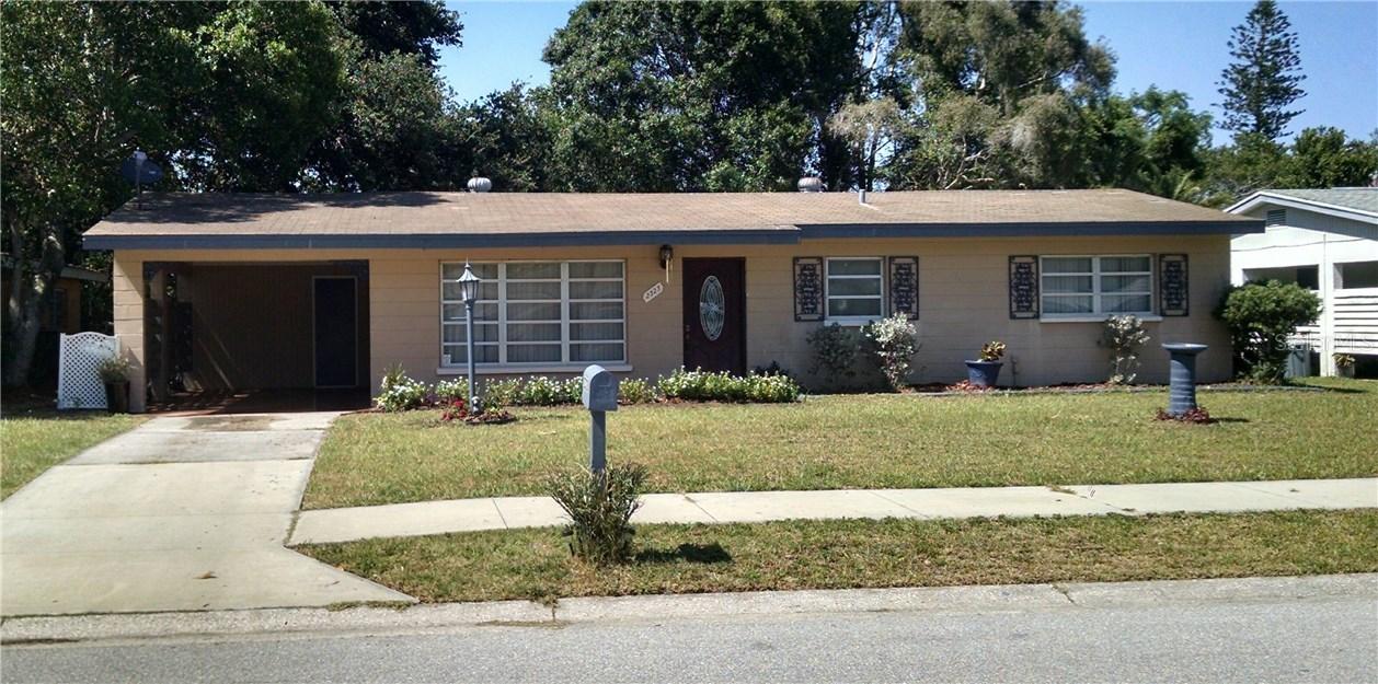 2323 Grove St., Sarasota, FL 34239