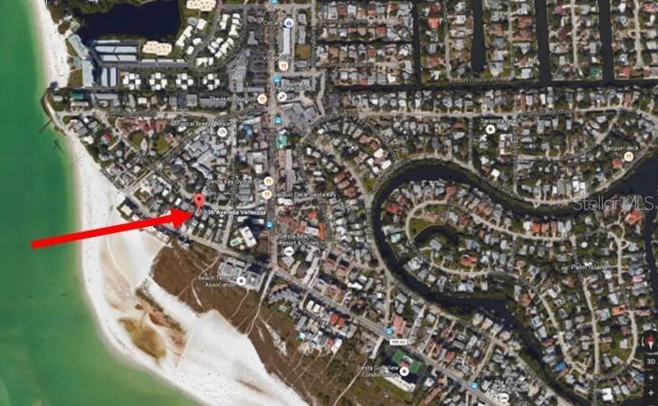 136 Avenida Veneccia, Sarasota, FL 34242
