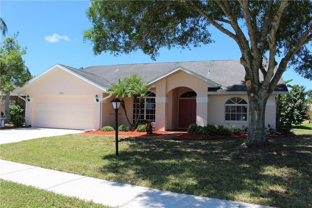 5737 39th Street Cir., Bradenton, FL 34203
