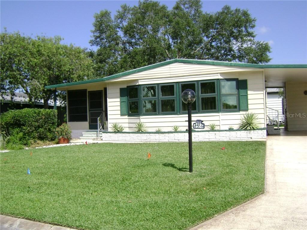 8556 Imperial Cir., Palmetto, FL 34221