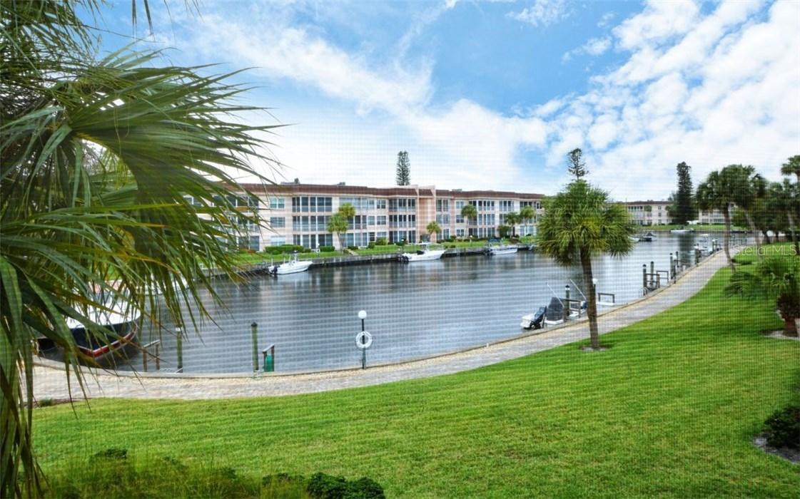 4370 Chatham Dr. #205, Longboat Key, FL 34228
