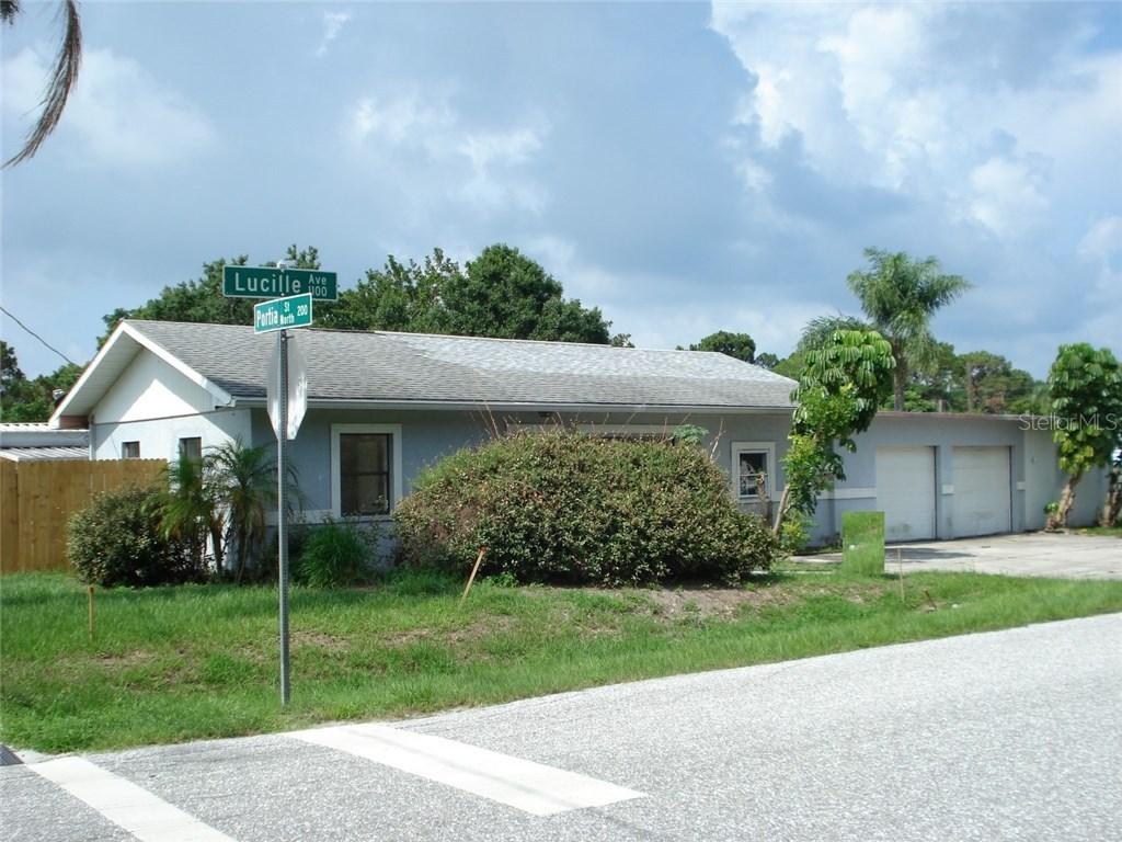 1103 Lucille Ave., Nokomis, FL 34275