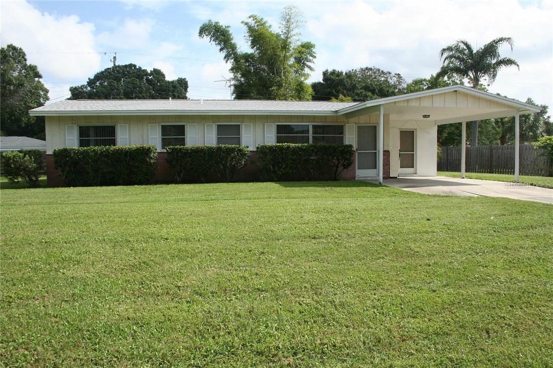 2571 Jefferson Cir., Sarasota, FL 34239