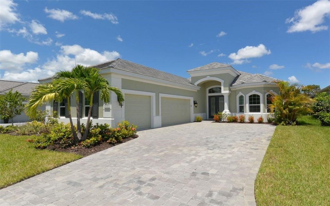 6715 Curzon Ter., University Park, FL 34201