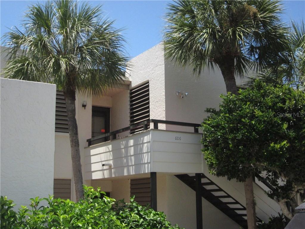 606 Woodlawn Dr., Bradenton, FL 34210