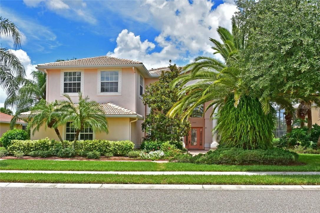 7557 Camden Harbour Dr., Bradenton, FL 34212