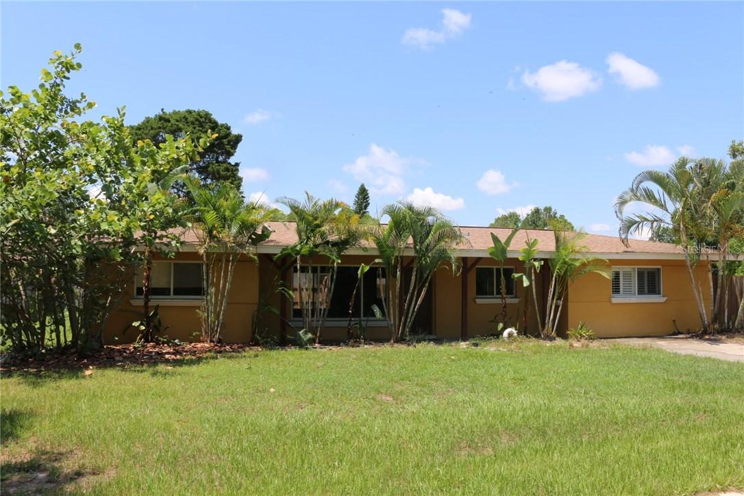 4715 Beacon Dr., Sarasota, FL 34234