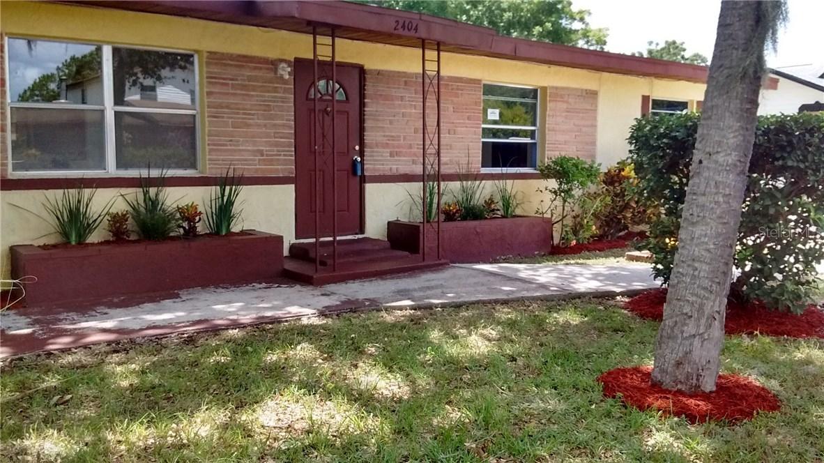 2404 1st Ave., Palmetto, FL 34221