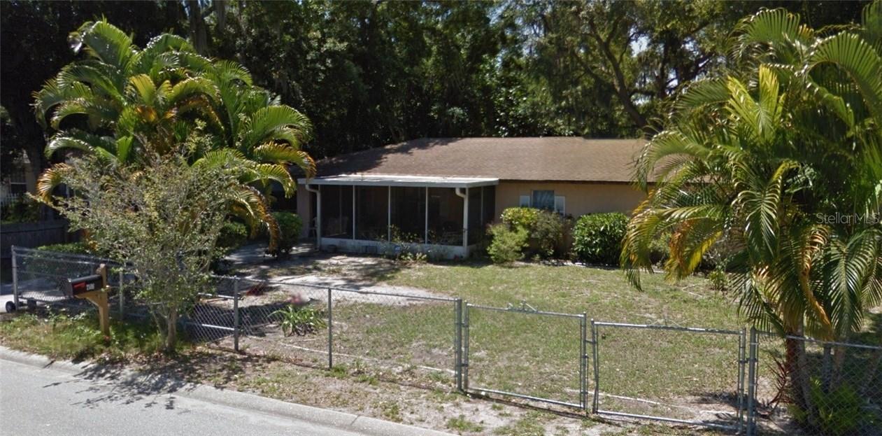2106 7th Ave., Bradenton, FL 34208