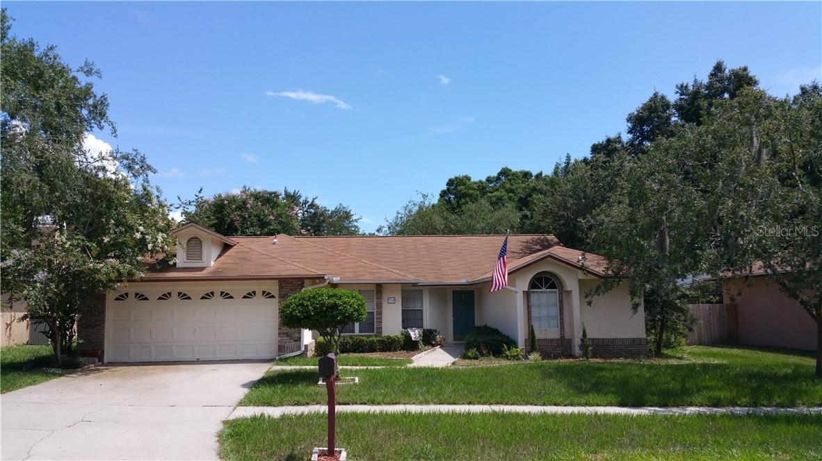 954 Wicketrun Dr., Brandon, FL 33510