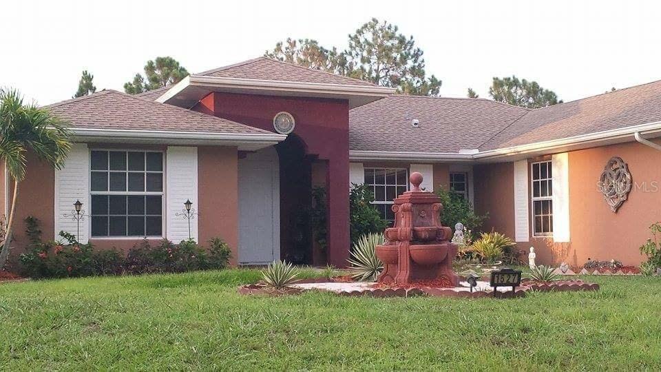 1527 Meadow Rd., Lehigh Acres, FL 33976