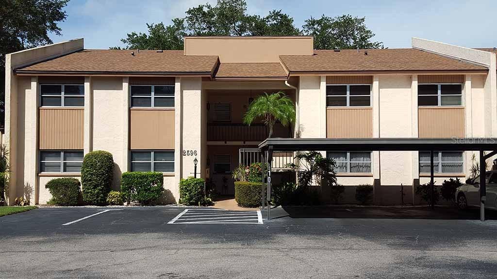 2596 Clubhouse Cir. #202, Sarasota, FL 34232