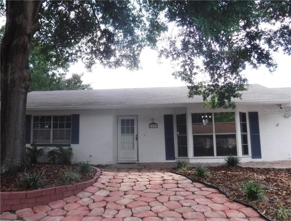 2203 Shermont Pl., Brandon, FL 33511