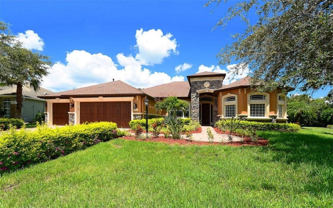 7424 Green St., Bradenton, FL 34201