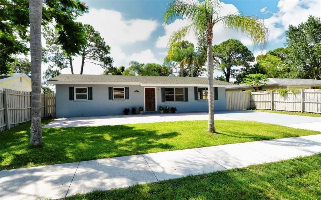 2311 Stratford Dr., Sarasota, FL 34232