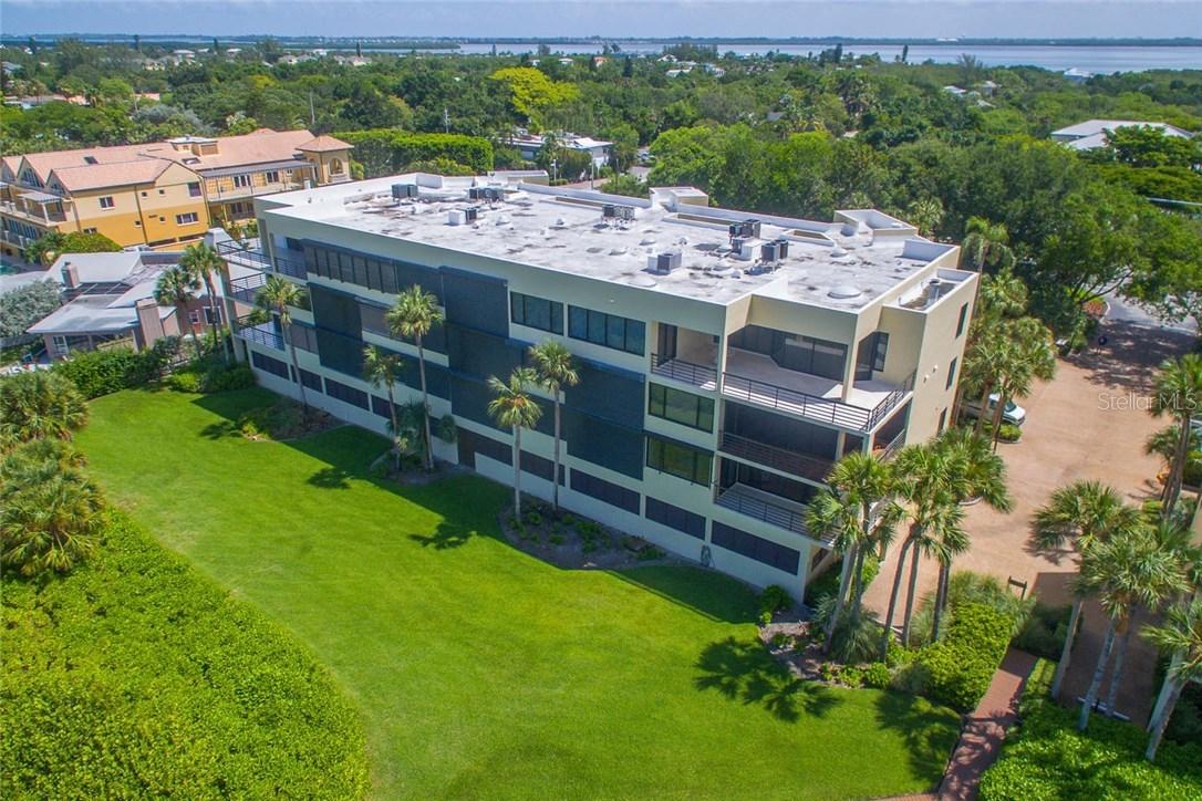 5481 Gulf Of Mexico Dr. #206, Longboat Key, FL 34228