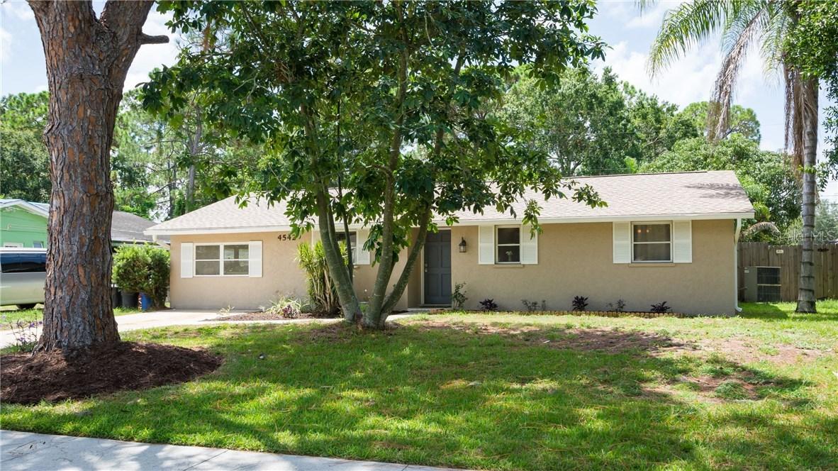 4542 Linwood St., Sarasota, FL 34232