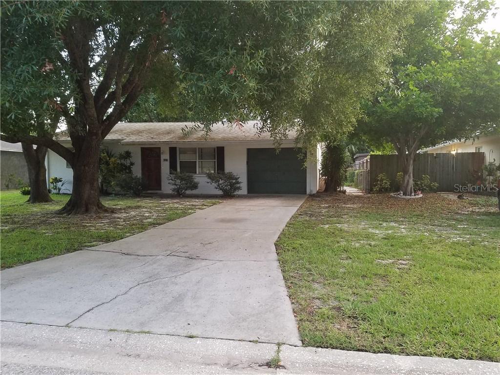 4327 56th Avenue Dr., Bradenton, FL 34203