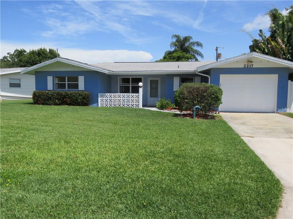 2217 Valencia Dr., Sarasota, FL 34239
