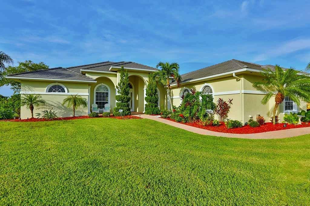 6109 9th Avenue Cir., Bradenton, FL 34212