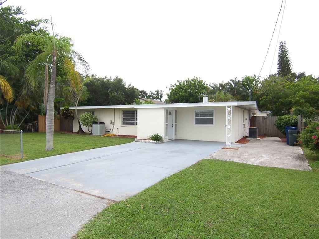 1502 54th Avenue Dr., Bradenton, FL 34207