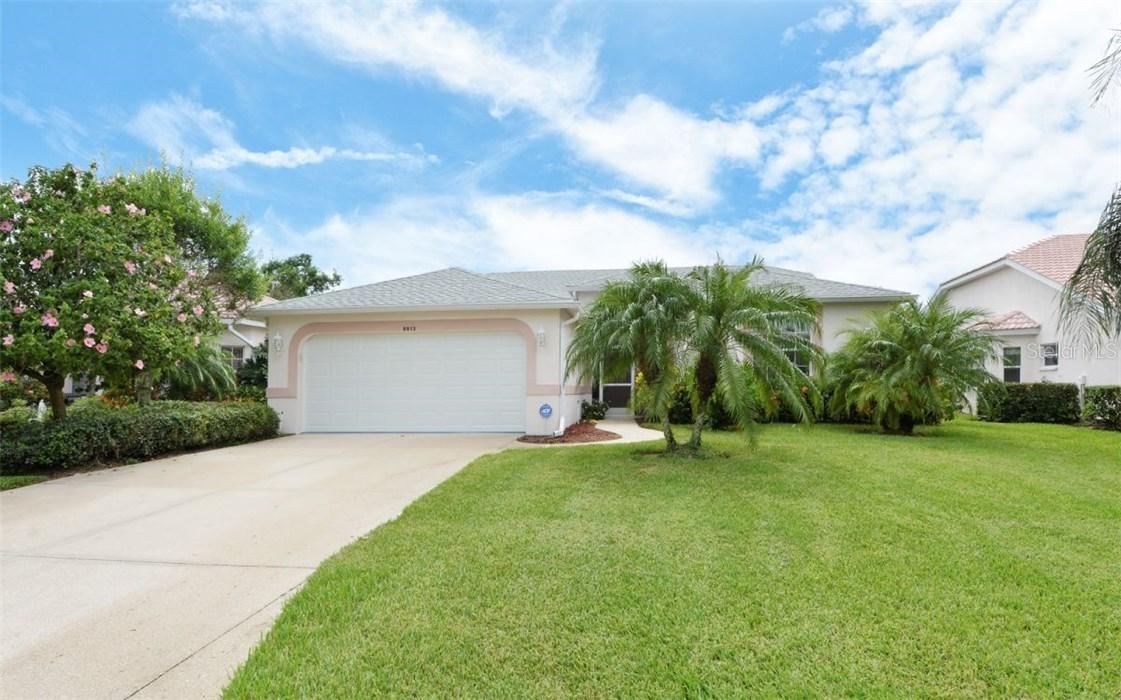 8913 Olde Hickory Ave., Sarasota, FL 34238