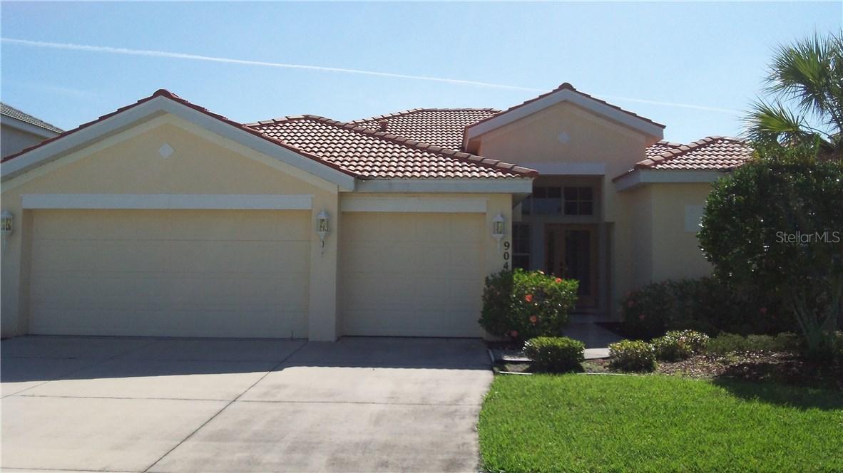 9044 Willowbrook Cir., Bradenton, FL 34212