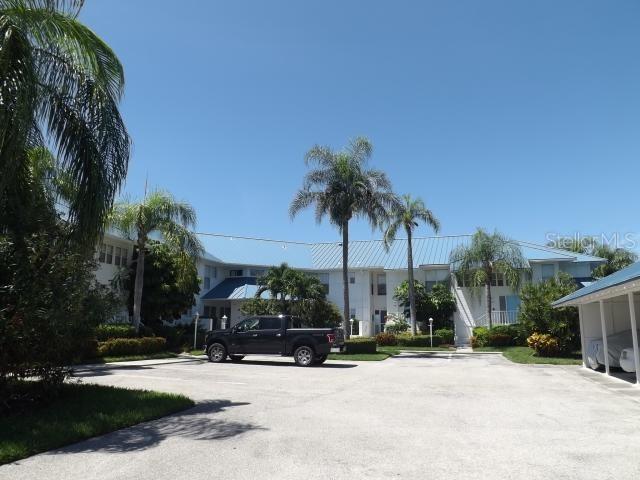 931 Sandpiper Cir., Bradenton, FL 34209