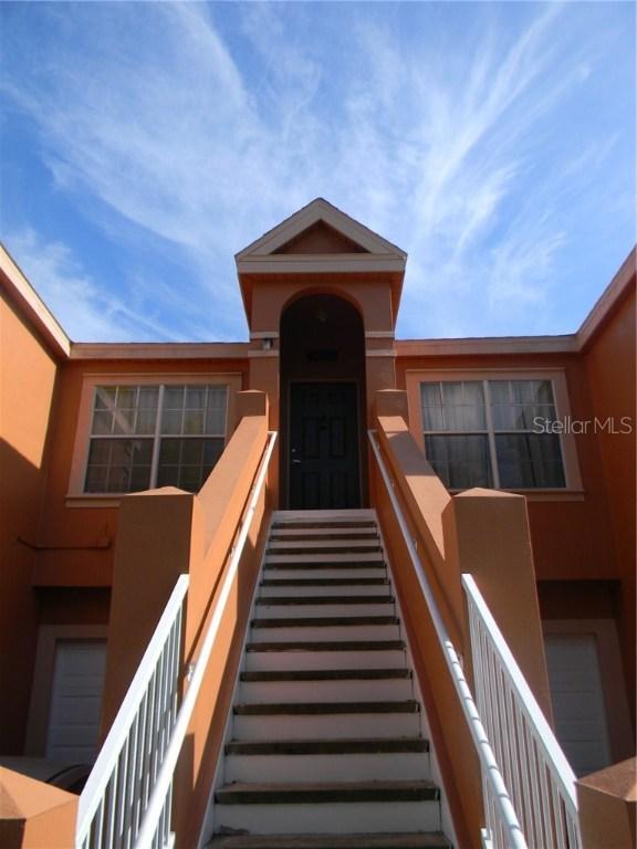 9666 Lake Chase Island Way, Tampa, FL 33626