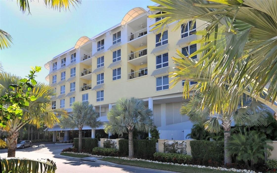 915 Seaside Dr. #402, weeks 32-33, Sarasota, FL 34242