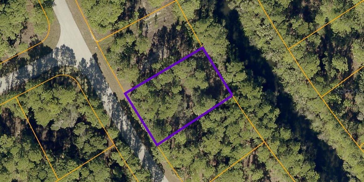 Pinewood St., North Port, FL 34288