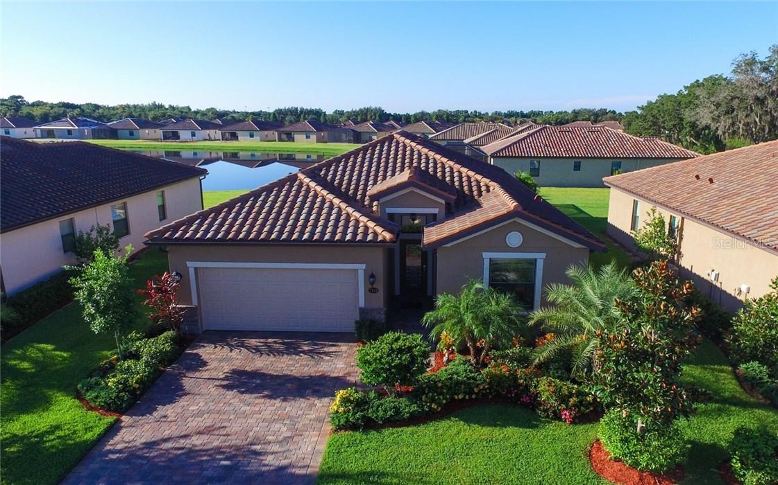 7110 Quiet Creek Dr., Bradenton, FL 34212