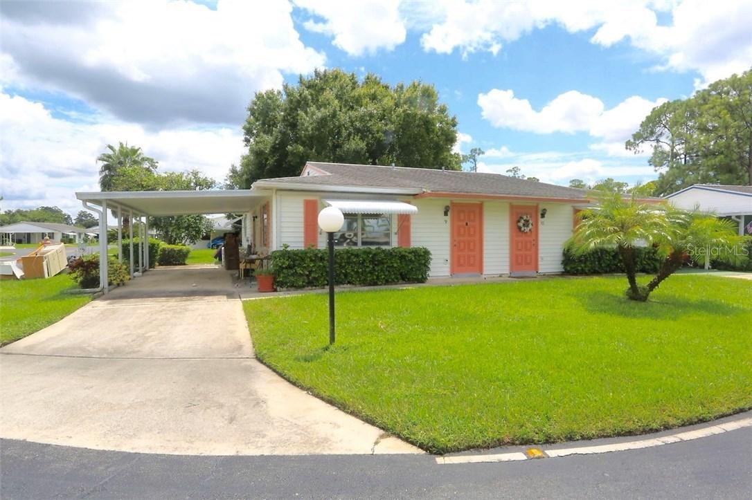 9 Pinewood Blvd., Lehigh Acres, FL 33936