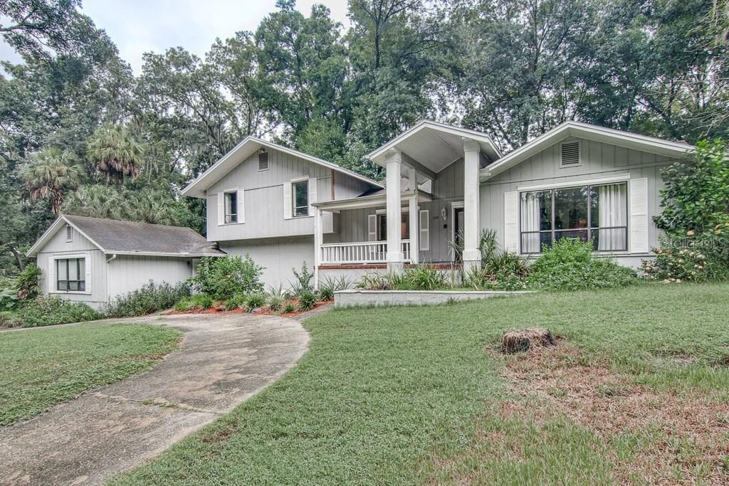 108 Holly Tree Ln., Brandon, FL 33511