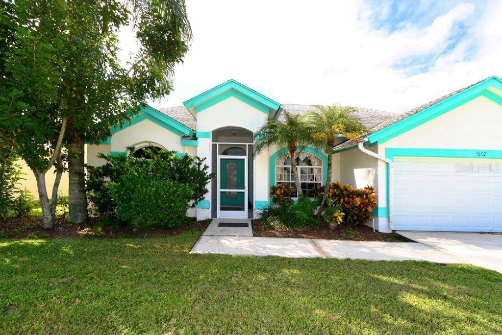 4602 9th Ave., Bradenton, FL 34208