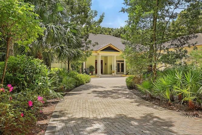 6590 Wild Orchid Ln., Sarasota, FL 34241