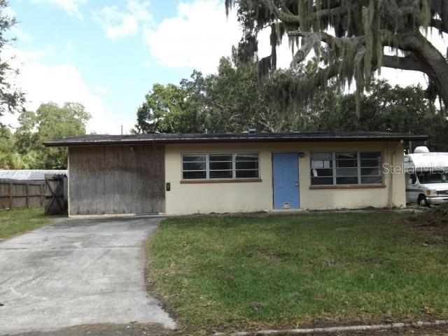 910 16th Ave., Palmetto, FL 34221