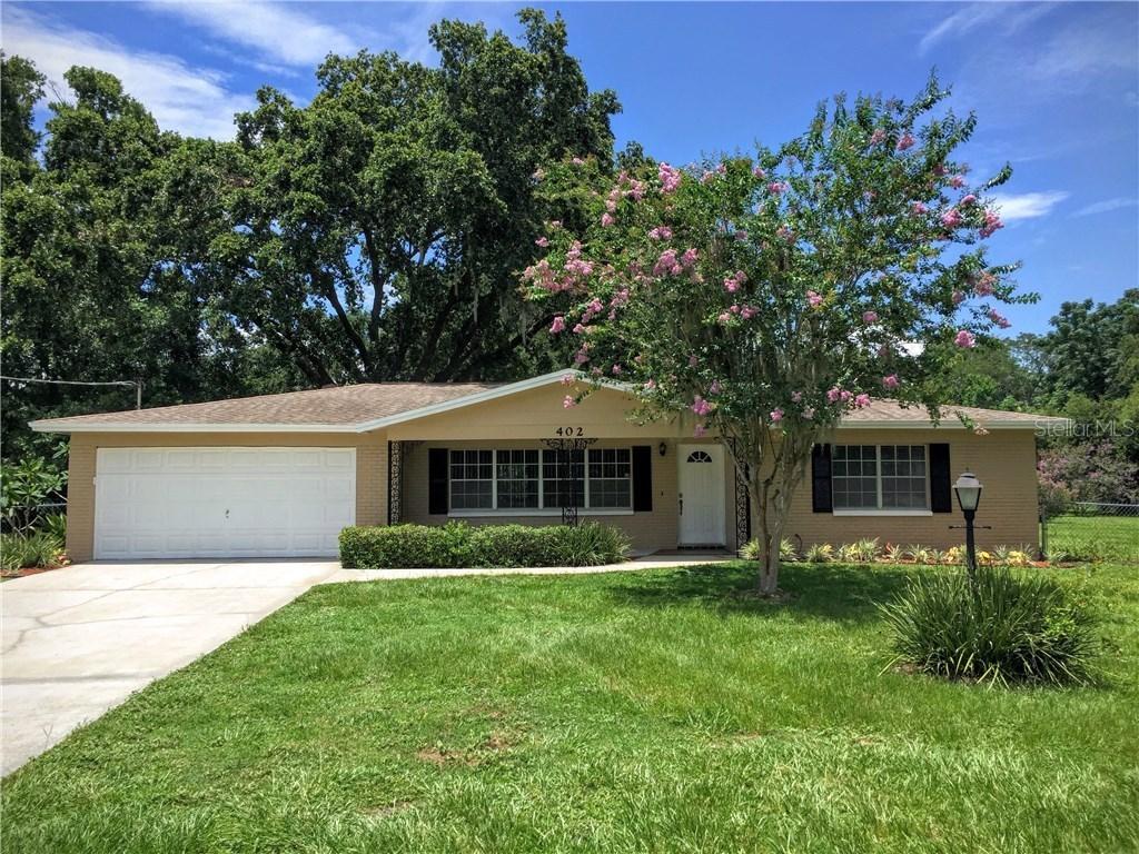 402 Ronele Dr., Brandon, FL 33511