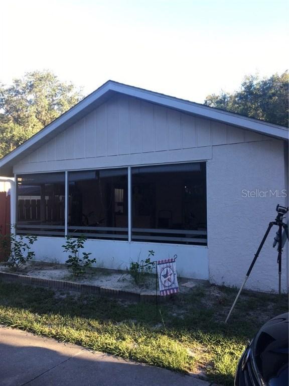 202 57th Ct., Palmetto, FL 34221