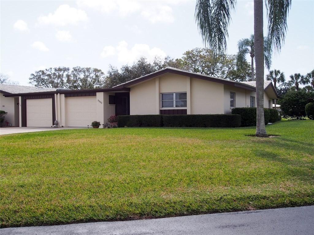 3302 Village Green Dr. #802, Sarasota, FL 34239