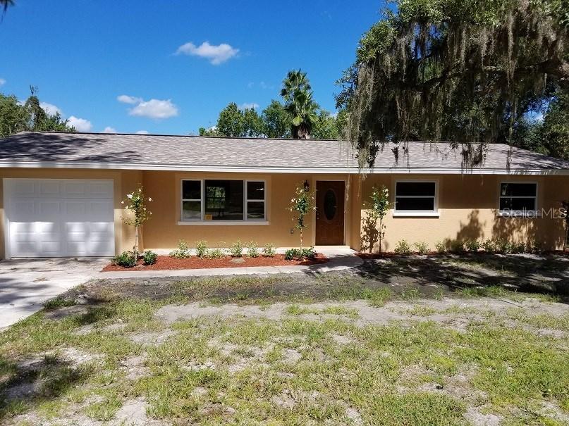 1255 Hagle Park Rd., Bradenton, FL 34212