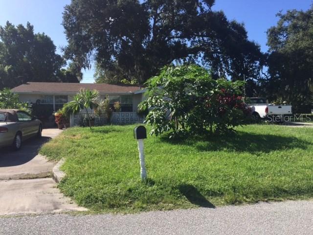 3000 Williamsburg St., Sarasota, FL 34231